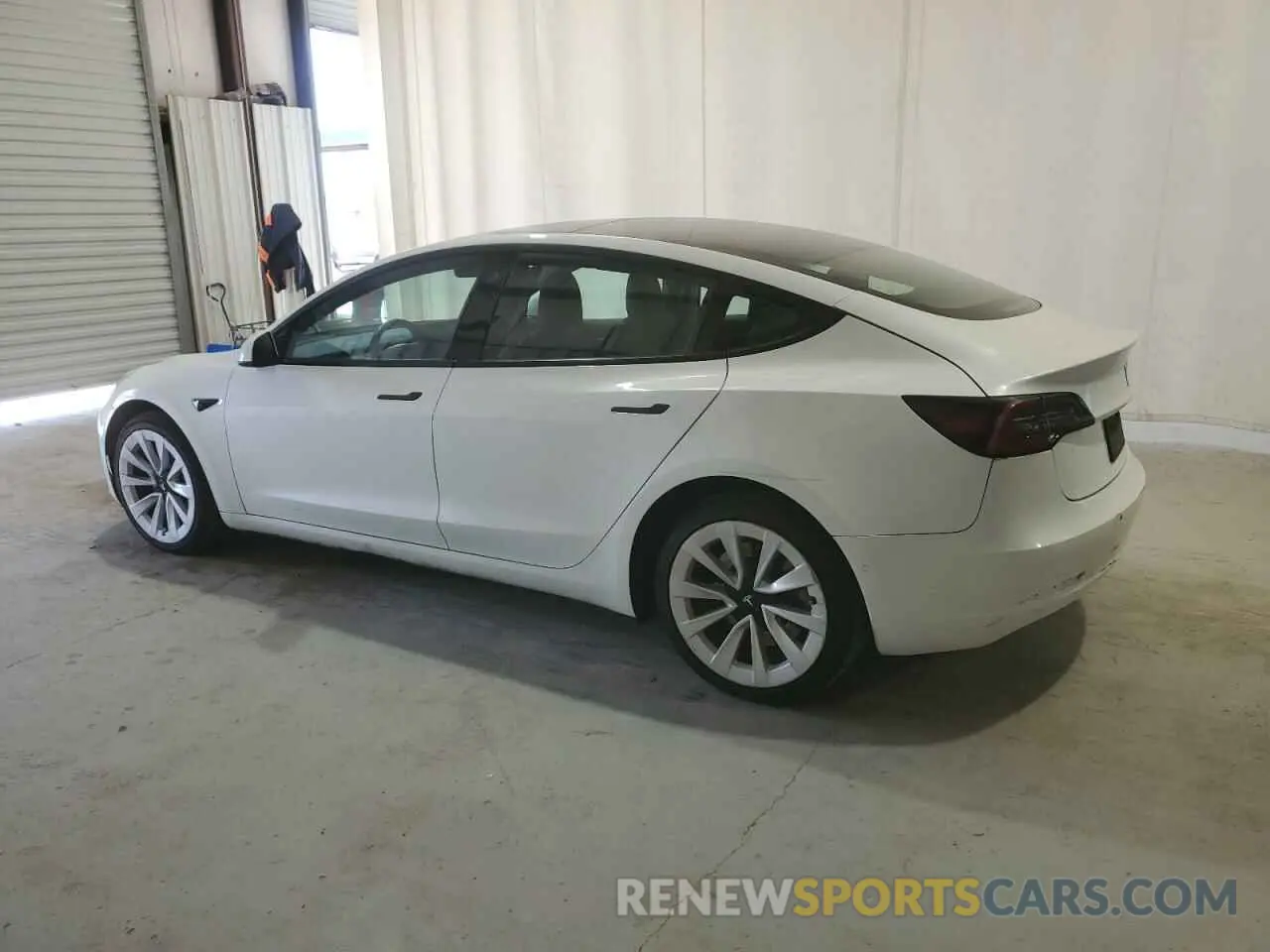 2 fotografías del automóvil dañado 5YJ3E1EA4NF371371 TESLA MODEL 3 2022