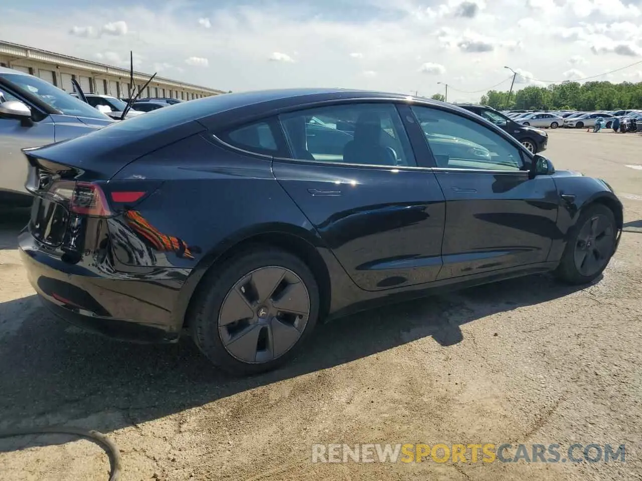 3 fotografías del automóvil dañado 5YJ3E1EA4NF371998 TESLA MODEL 3 2022