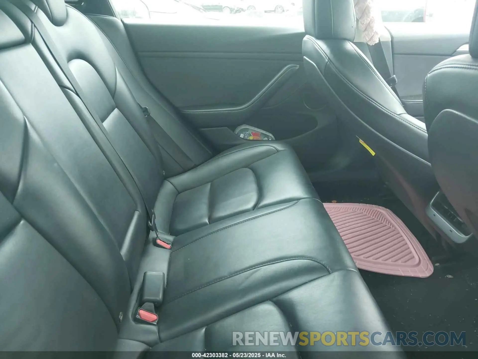 8 fotografías del automóvil dañado 5YJ3E1EA5NF185905 TESLA MODEL 3 2022