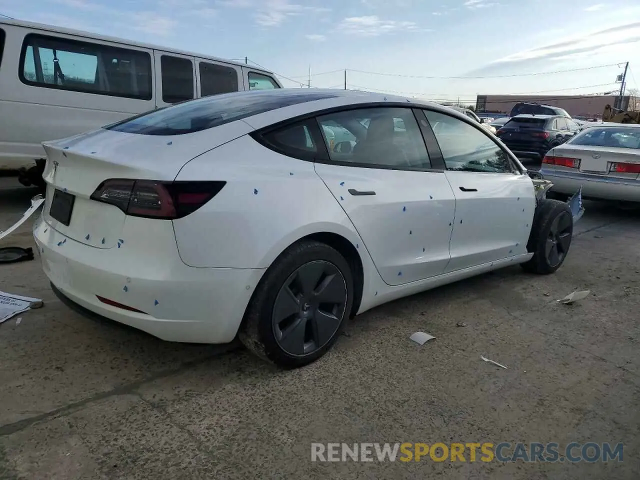 3 fotografías del automóvil dañado 5YJ3E1EA5NF326052 TESLA MODEL 3 2022