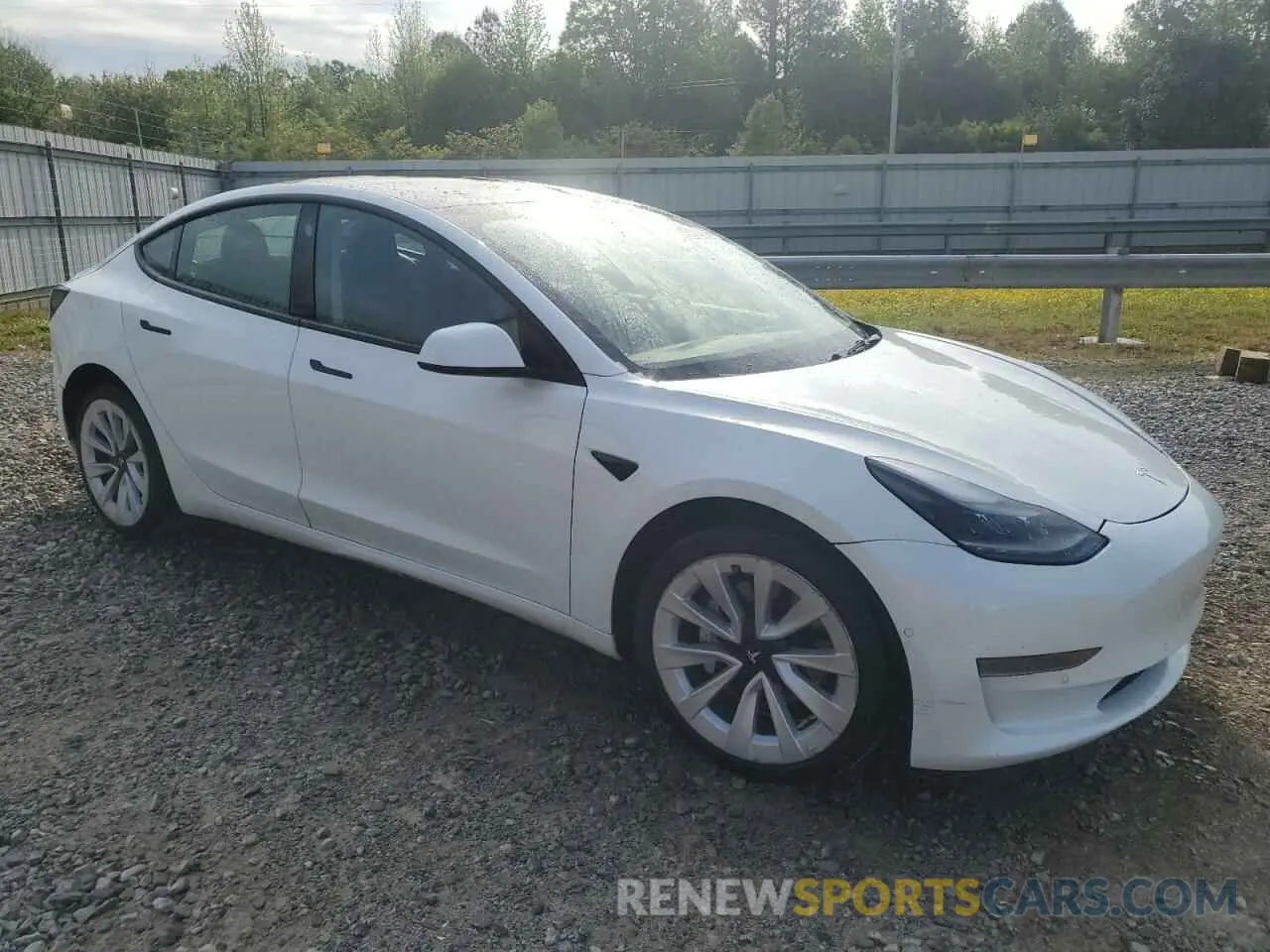 4 fotografías del automóvil dañado 5YJ3E1EA5NF369936 TESLA MODEL 3 2022