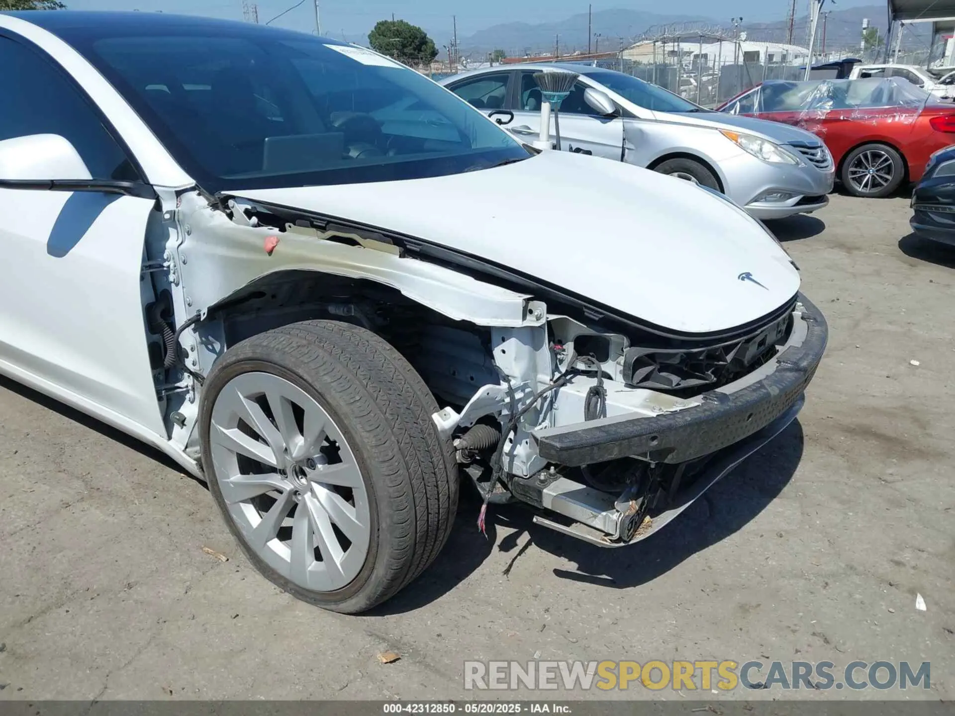 6 fotografías del automóvil dañado 5YJ3E1EA6NF144568 TESLA MODEL 3 2022