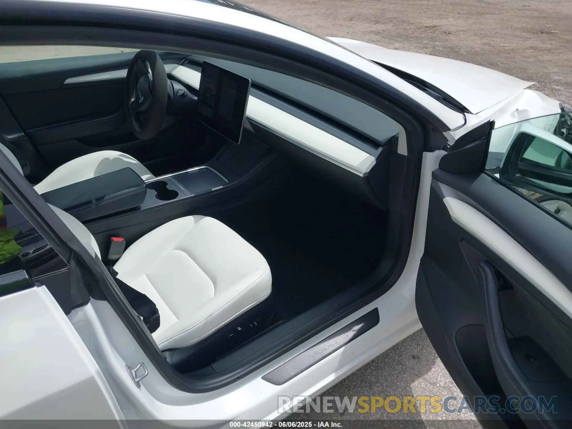 5 fotografías del automóvil dañado 5YJ3E1EA6NF153853 TESLA MODEL 3 2022