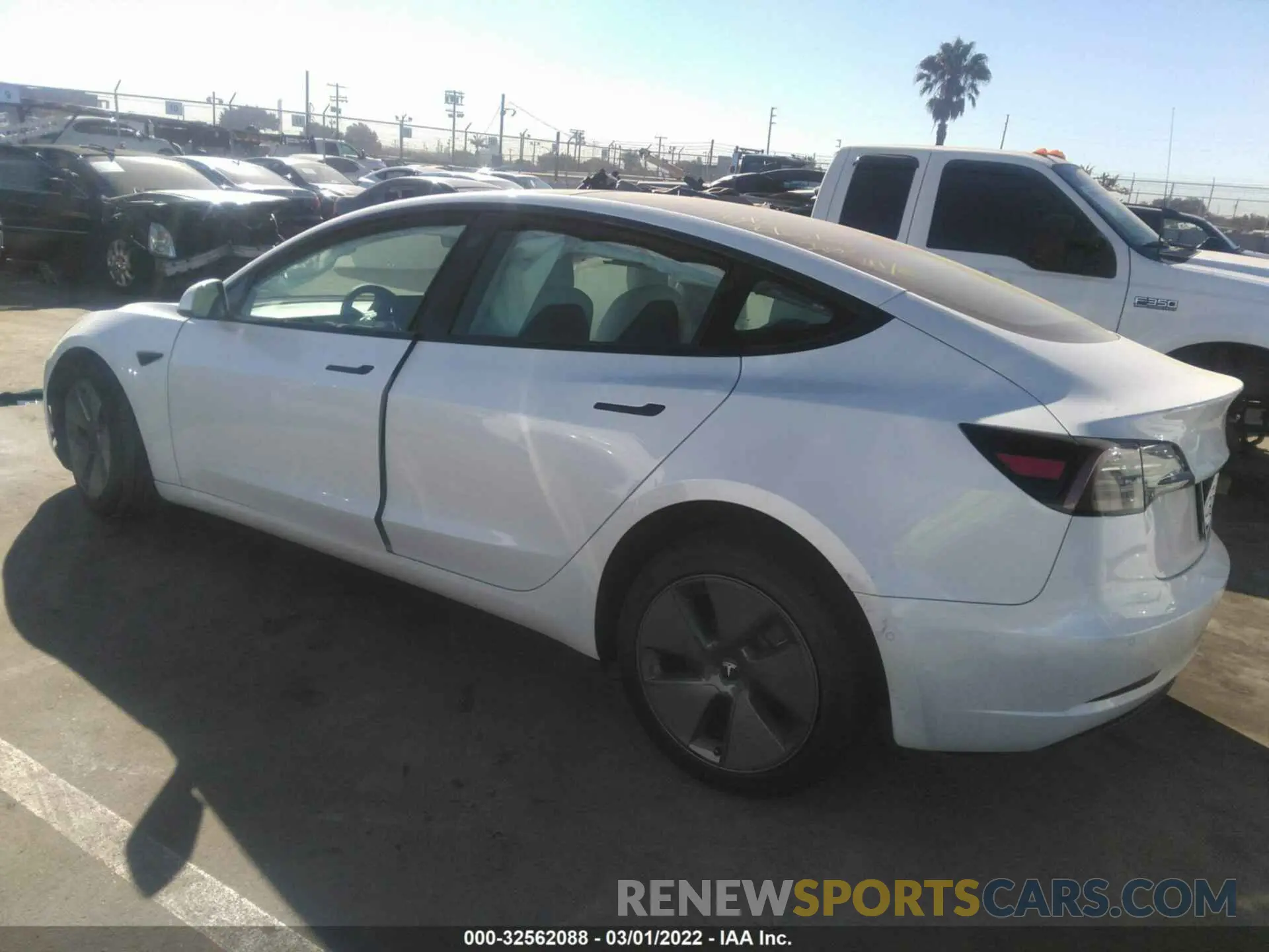 3 fotografías del automóvil dañado 5YJ3E1EA6NF169003 TESLA MODEL 3 2022