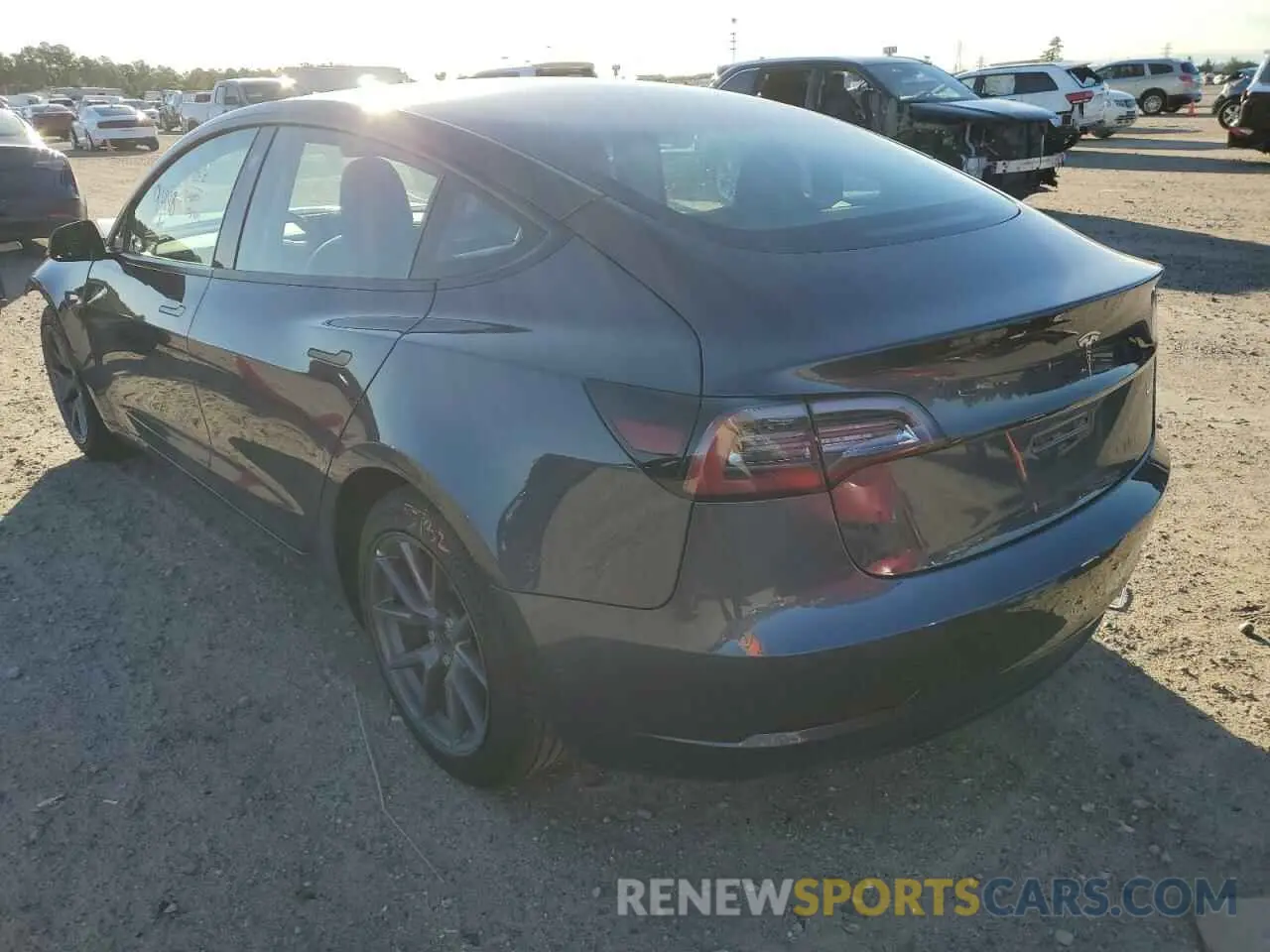 3 fotografías del automóvil dañado 5YJ3E1EA6NF189980 TESLA MODEL 3 2022