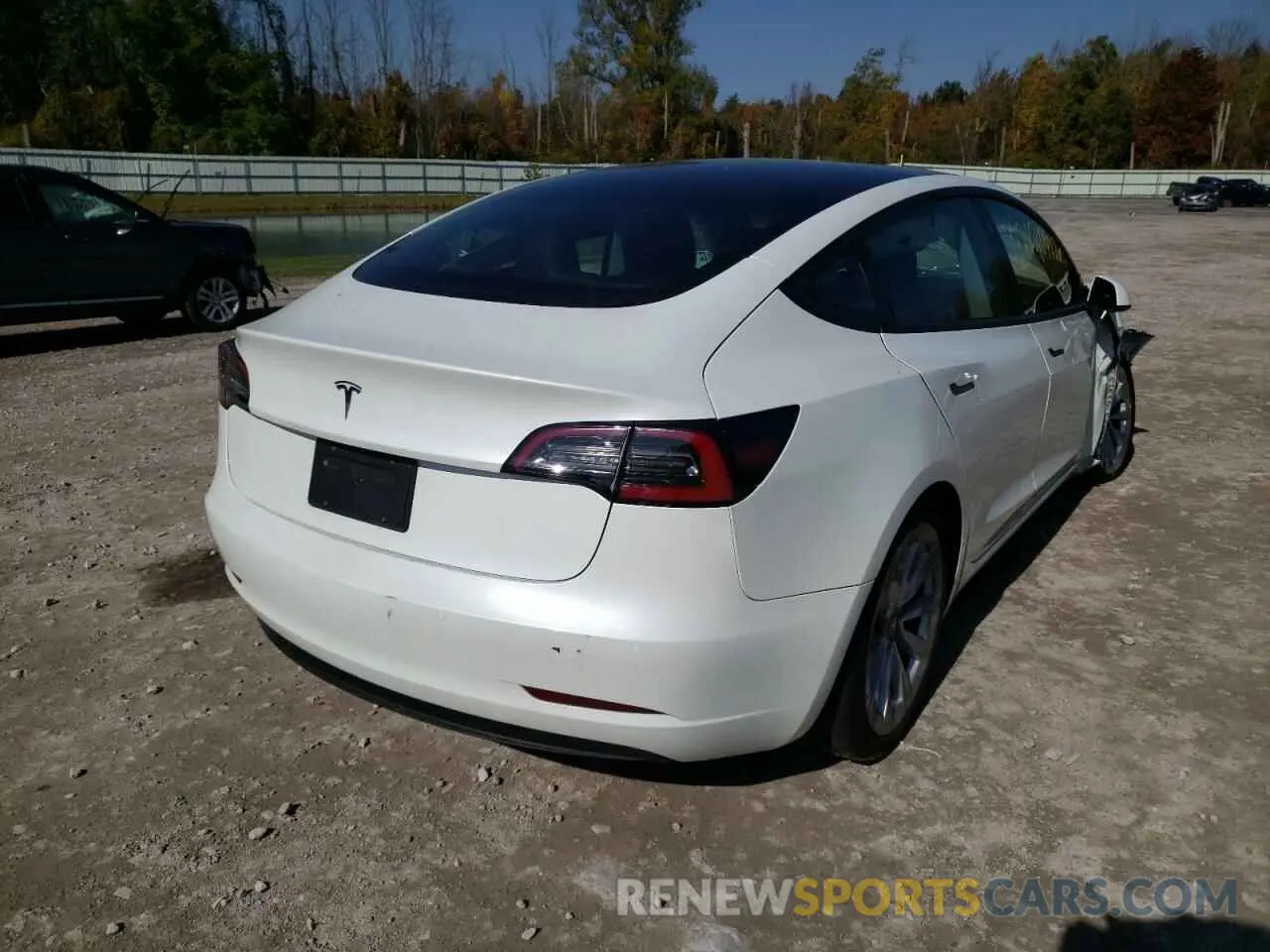 4 fotografías del automóvil dañado 5YJ3E1EA6NF289075 TESLA MODEL 3 2022