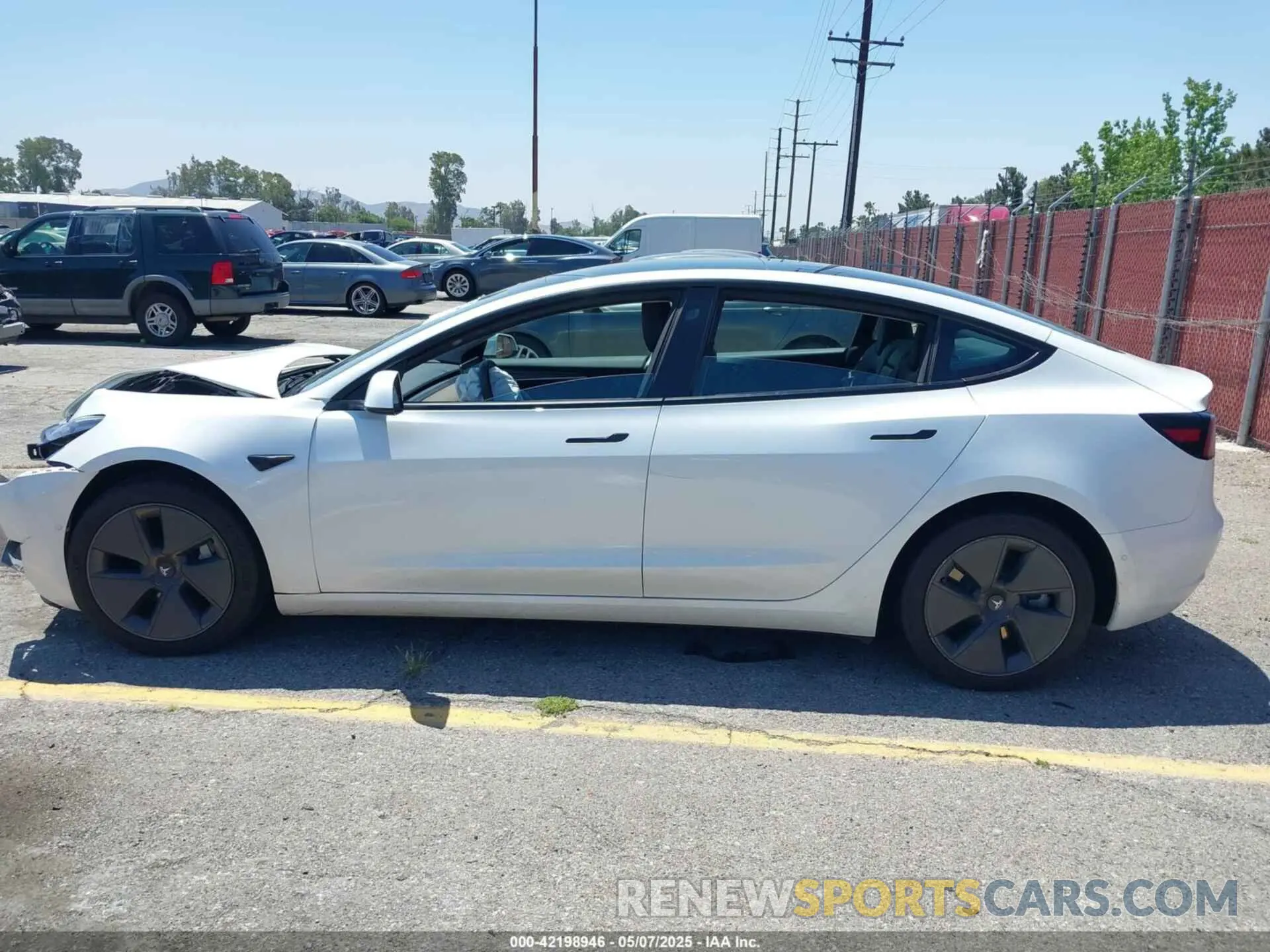 14 fotografías del automóvil dañado 5YJ3E1EA6NF332281 TESLA MODEL 3 2022
