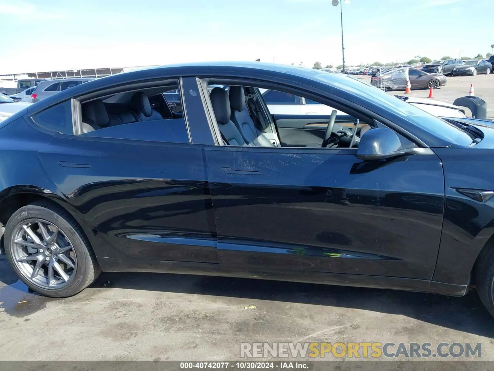 12 fotografías del automóvil dañado 5YJ3E1EA6NF352191 TESLA MODEL 3 2022