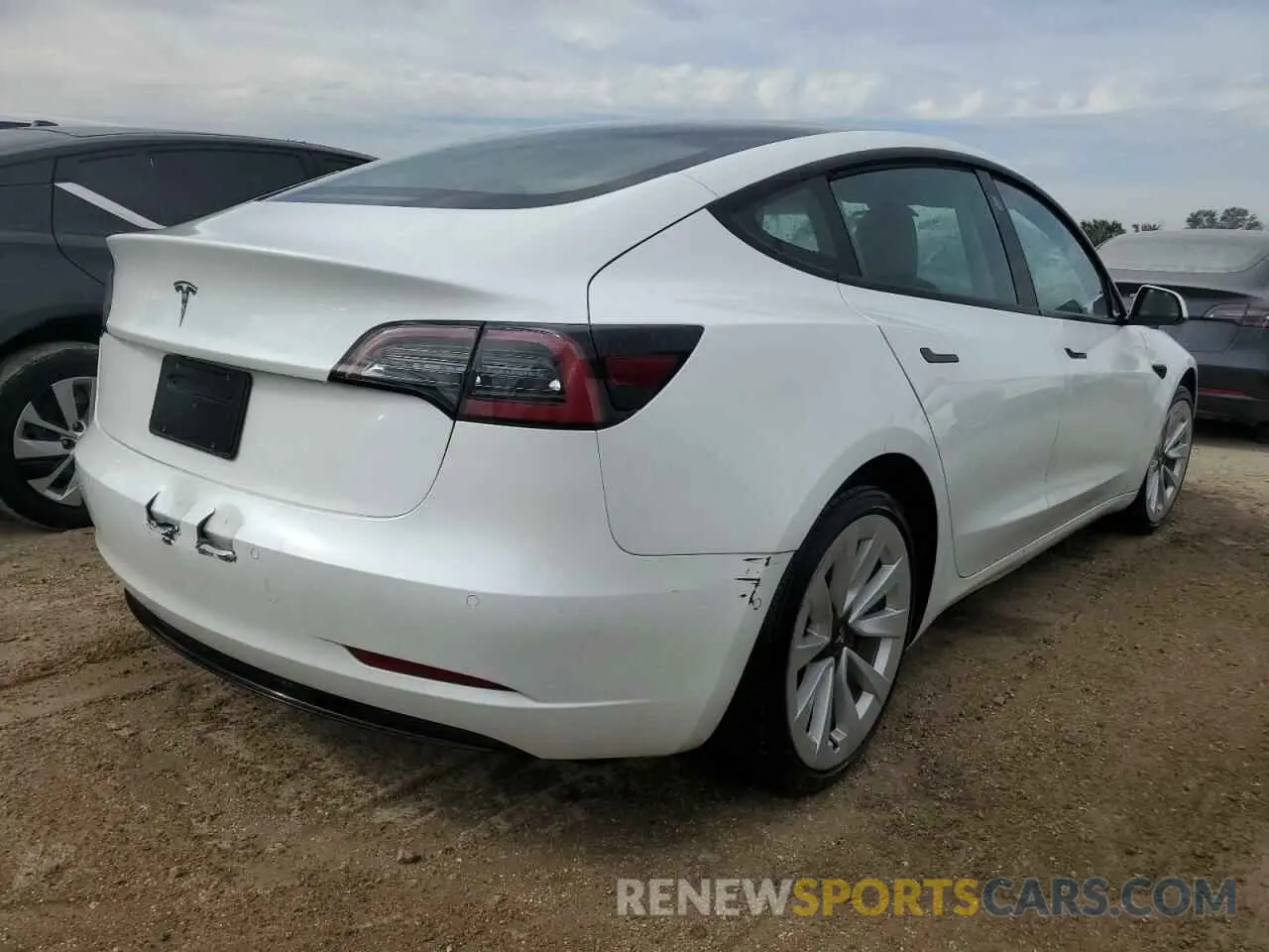 3 fotografías del automóvil dañado 5YJ3E1EA6NF368696 TESLA MODEL 3 2022