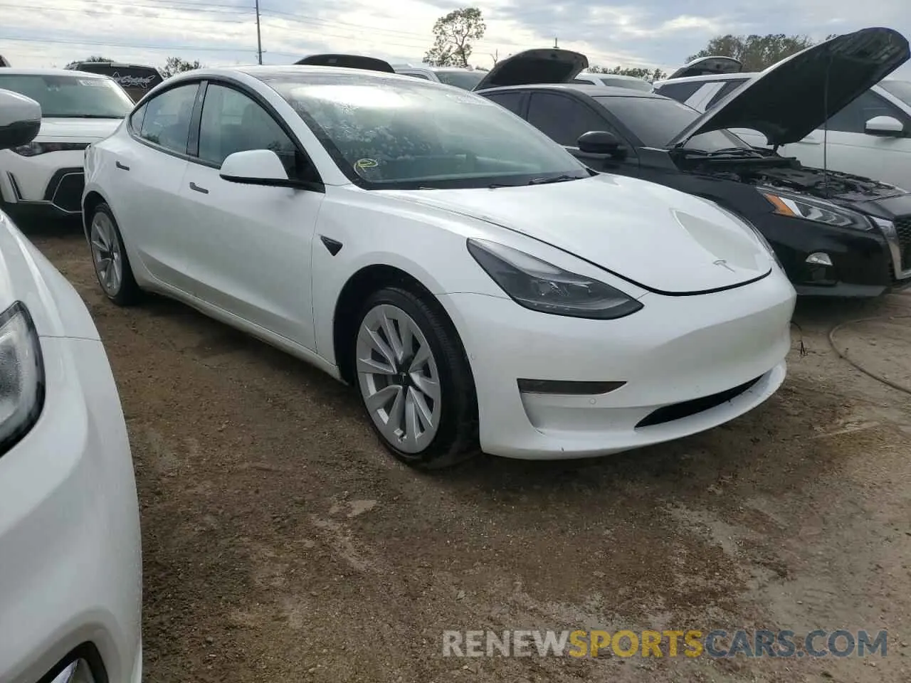 4 fotografías del automóvil dañado 5YJ3E1EA6NF368696 TESLA MODEL 3 2022