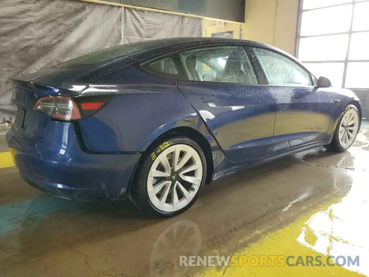 3 fotografías del automóvil dañado 5YJ3E1EA6NF369198 TESLA MODEL 3 2022