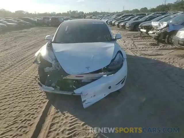 11 fotografías del automóvil dañado 5YJ3E1EA6NF370867 TESLA MODEL 3 2022