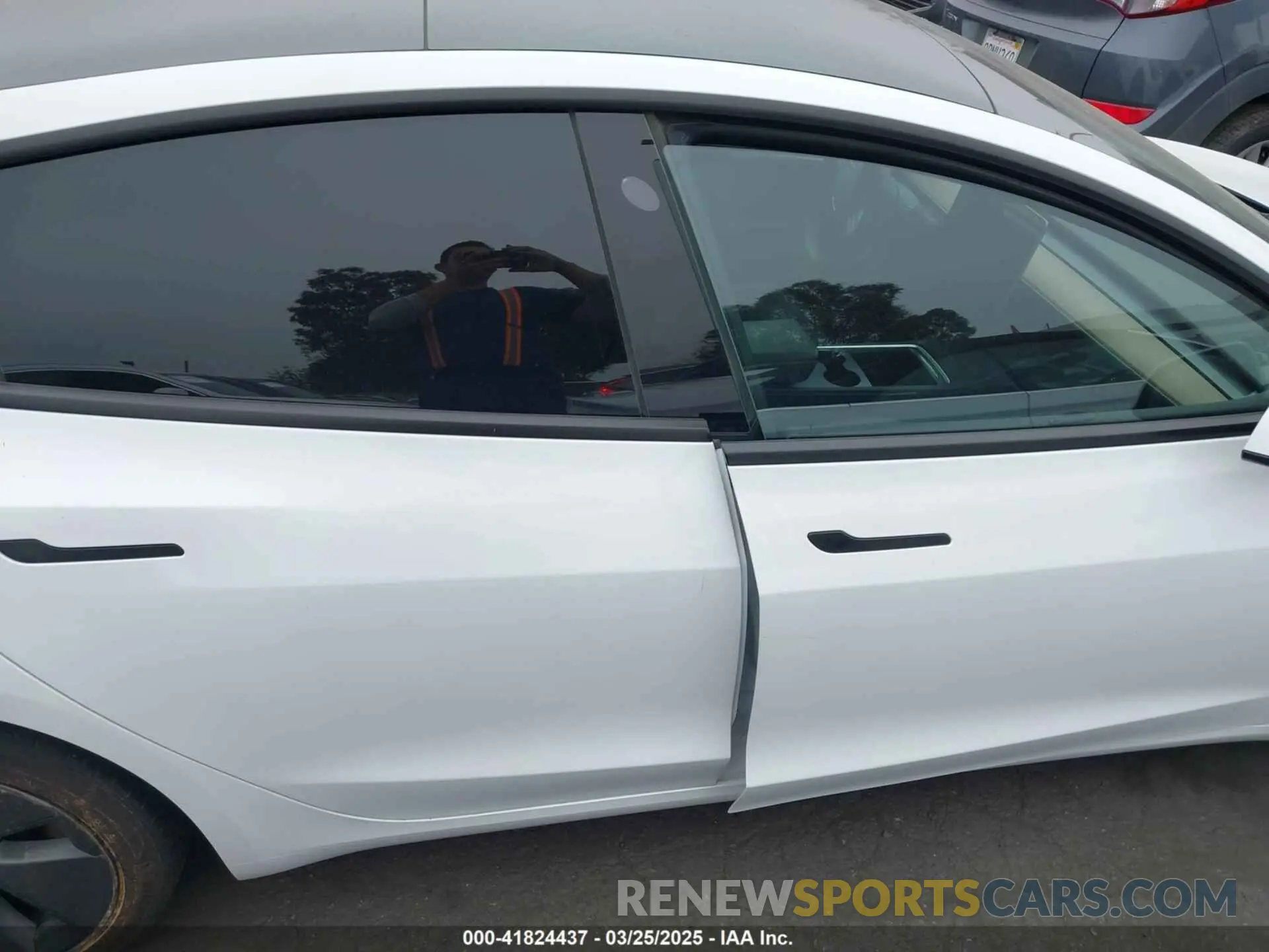 14 fotografías del automóvil dañado 5YJ3E1EA7NF108758 TESLA MODEL 3 2022