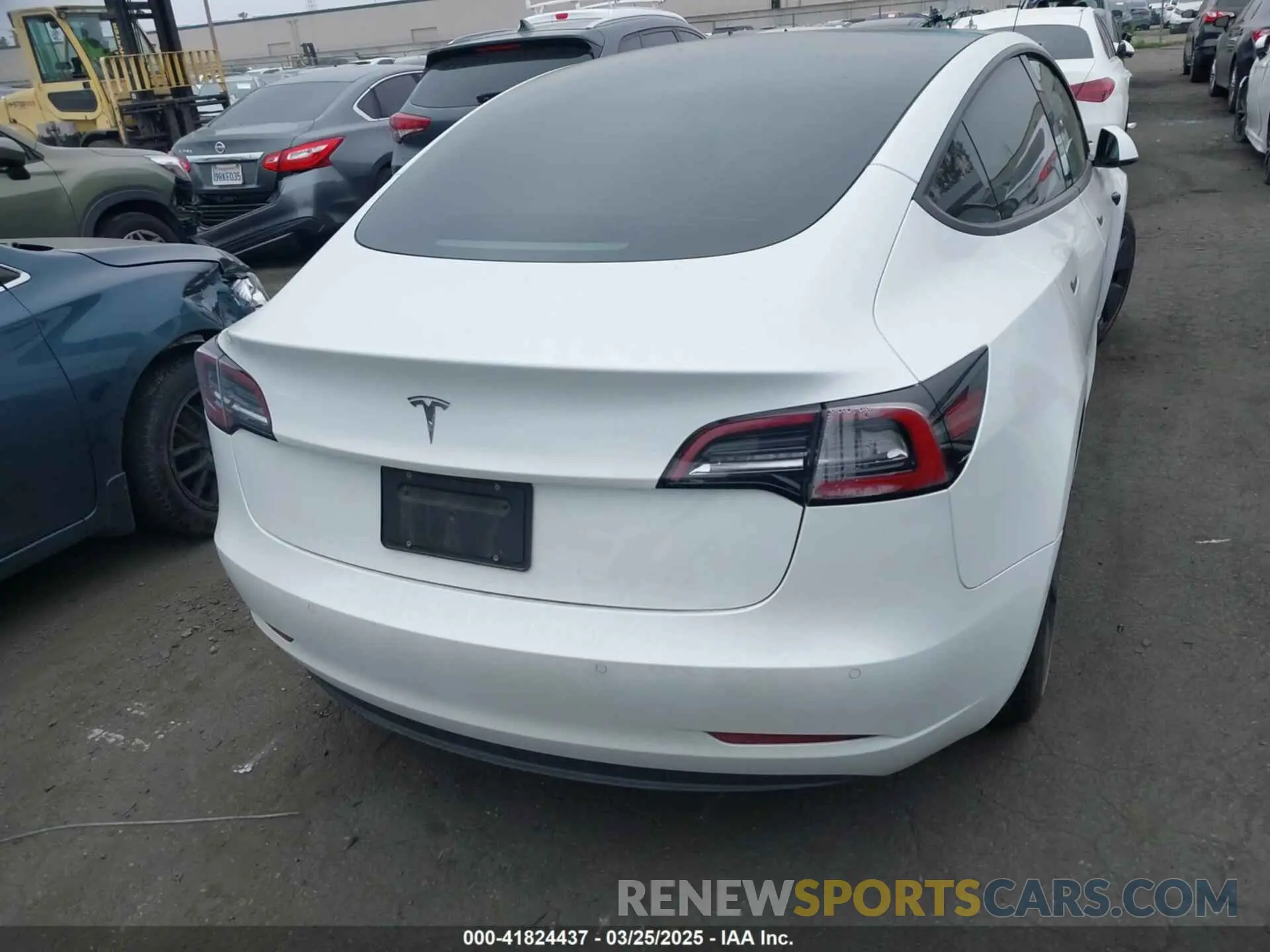 17 fotografías del automóvil dañado 5YJ3E1EA7NF108758 TESLA MODEL 3 2022