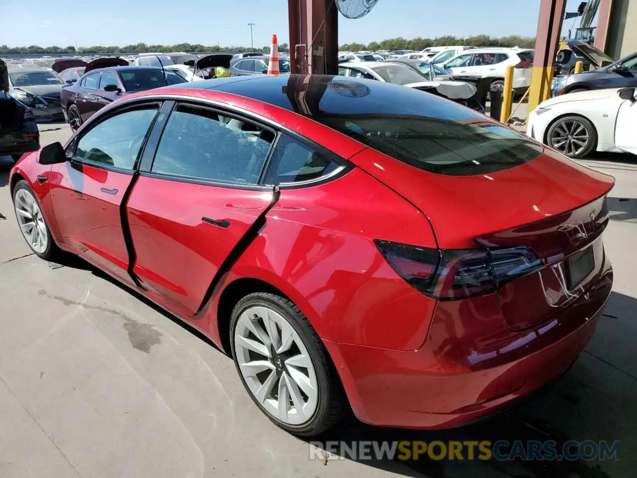 2 fotografías del automóvil dañado 5YJ3E1EA7NF186831 TESLA MODEL 3 2022