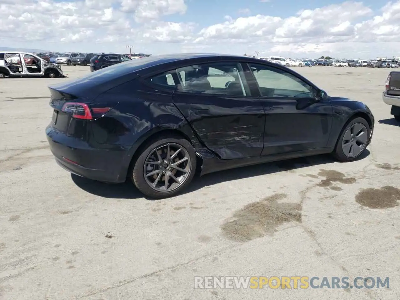 3 fotografías del automóvil dañado 5YJ3E1EA7NF301895 TESLA MODEL 3 2022