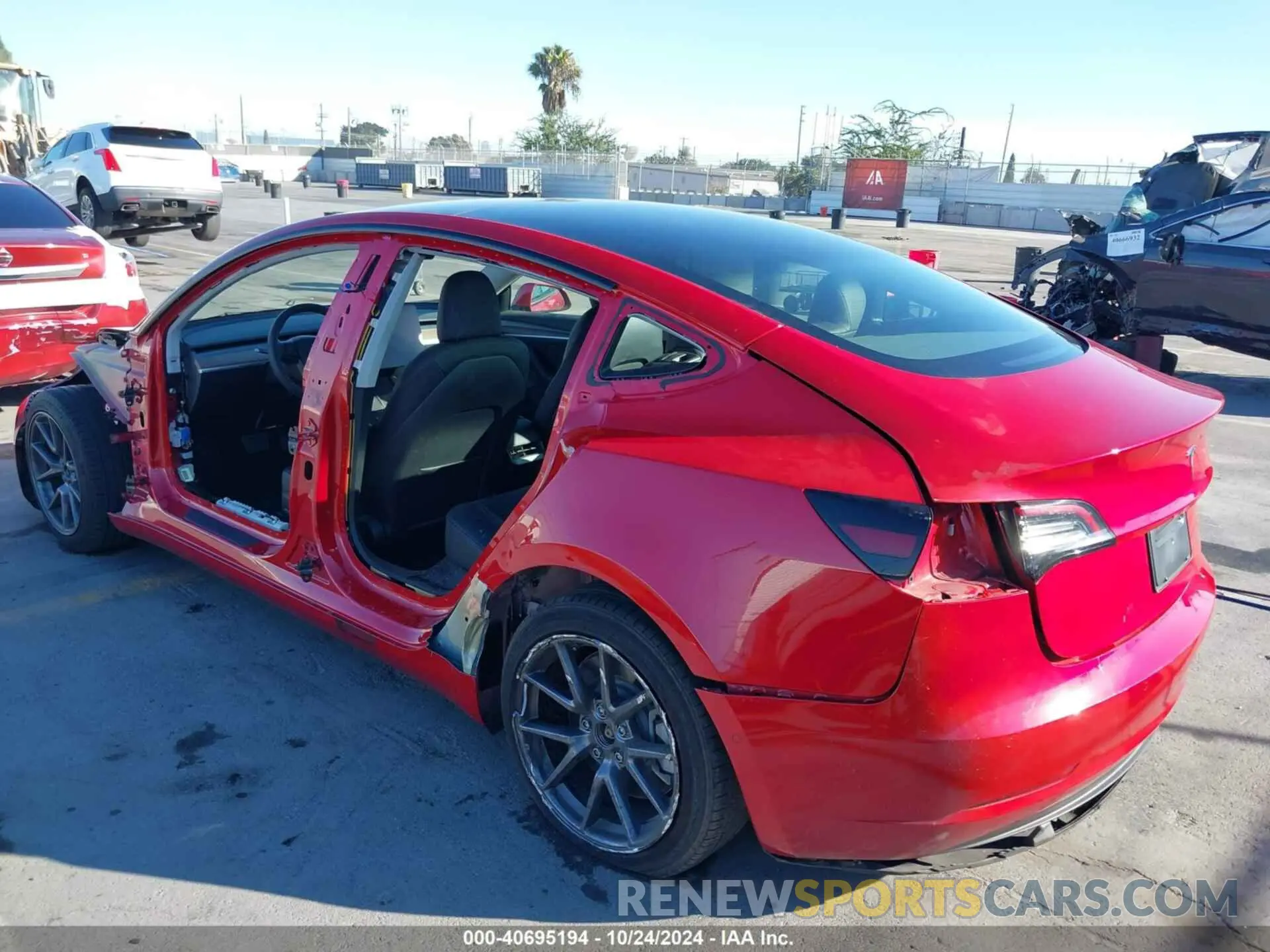 3 fotografías del automóvil dañado 5YJ3E1EA7NF338204 TESLA MODEL 3 2022