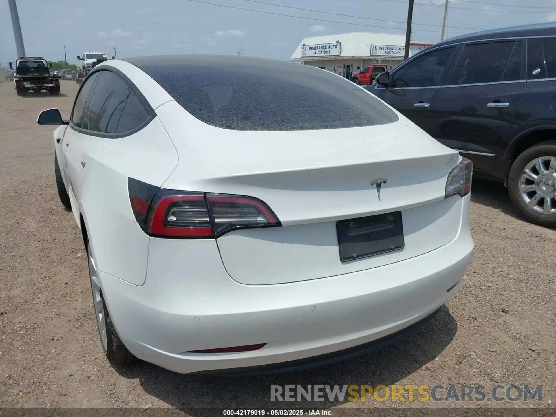 3 fotografías del automóvil dañado 5YJ3E1EA7NF338526 TESLA MODEL 3 2022