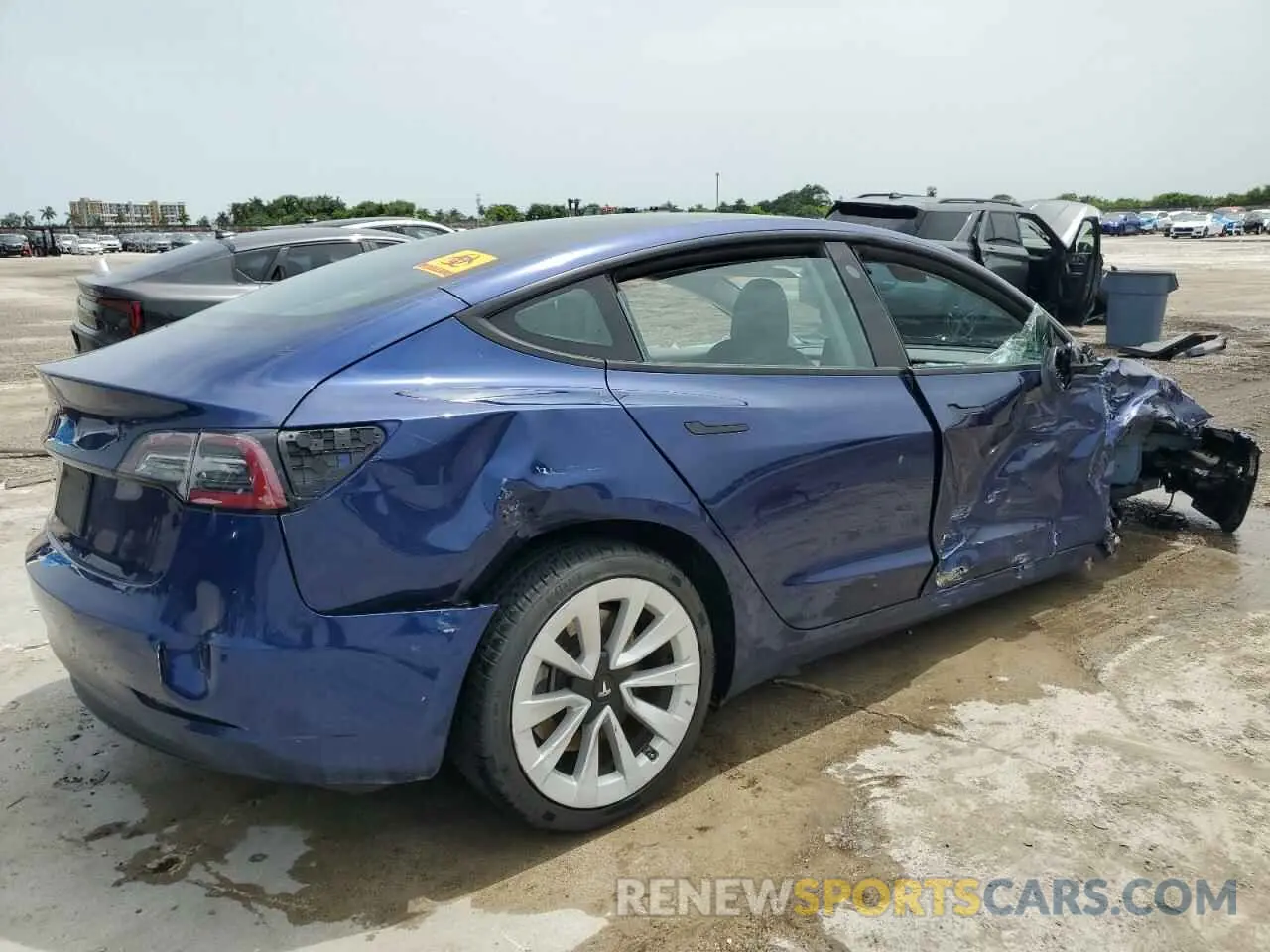 3 fotografías del automóvil dañado 5YJ3E1EA7NF368657 TESLA MODEL 3 2022