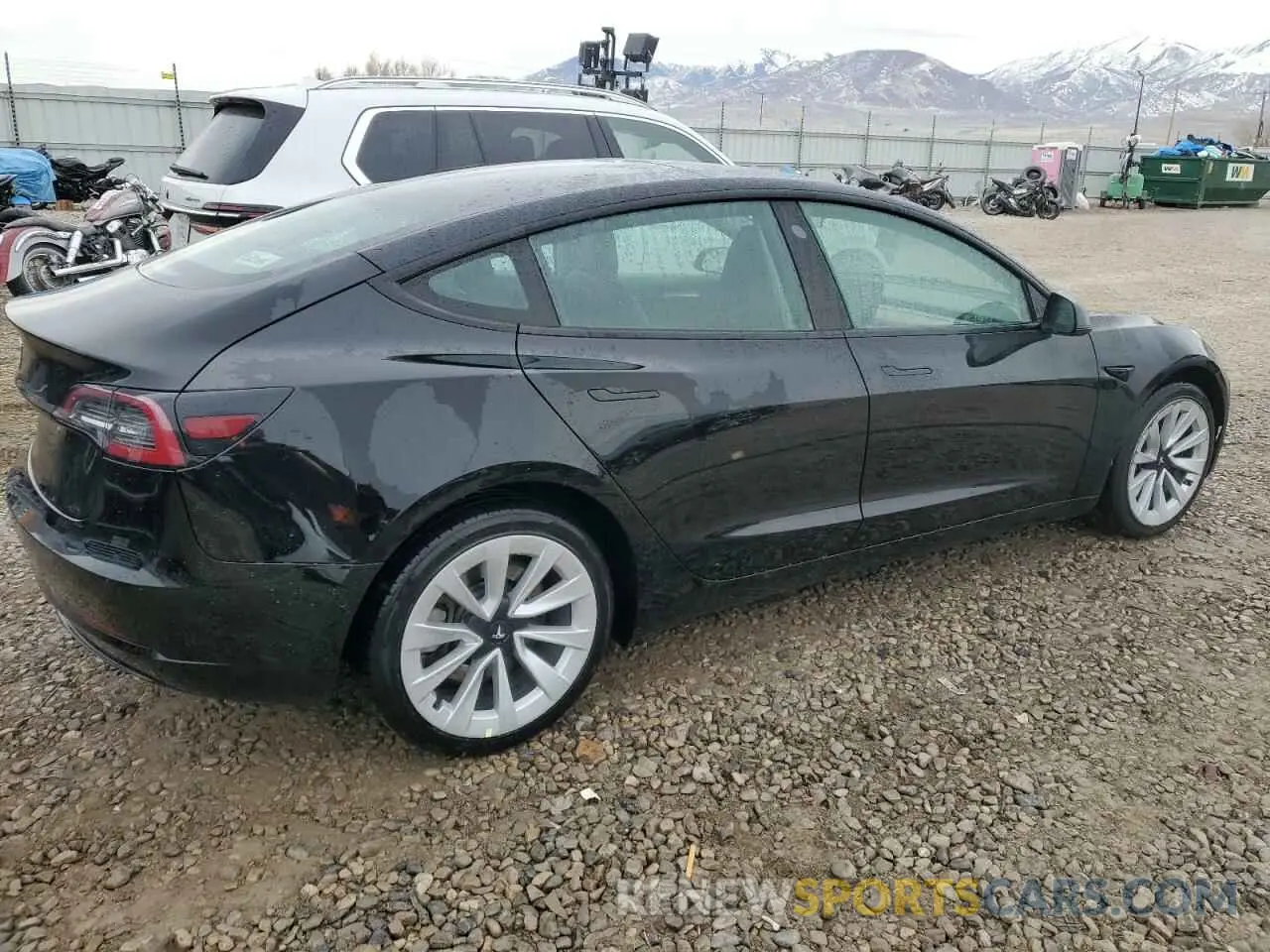 3 fotografías del automóvil dañado 5YJ3E1EA7NF371459 TESLA MODEL 3 2022