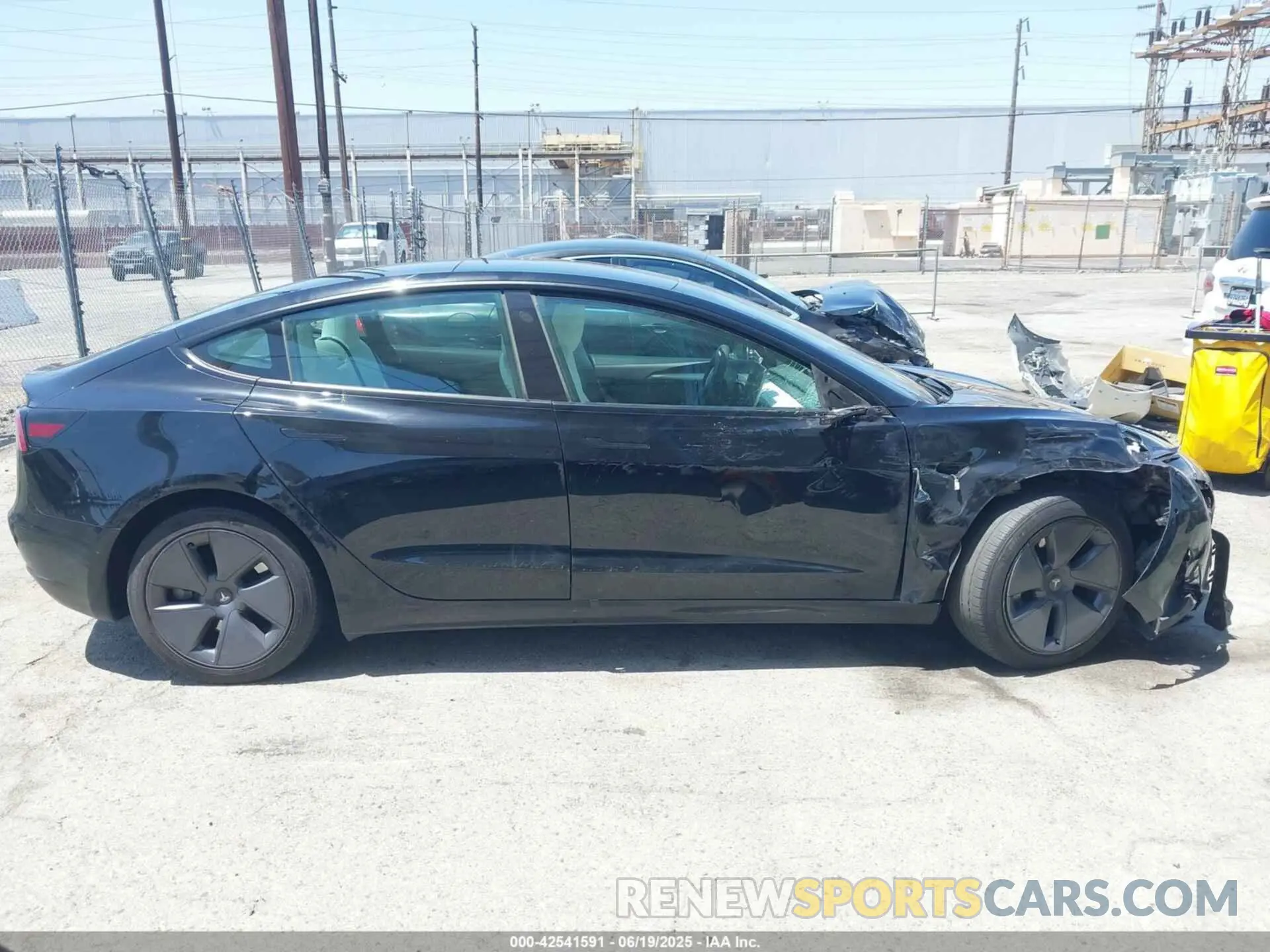 12 fotografías del automóvil dañado 5YJ3E1EA7NF373647 TESLA MODEL 3 2022