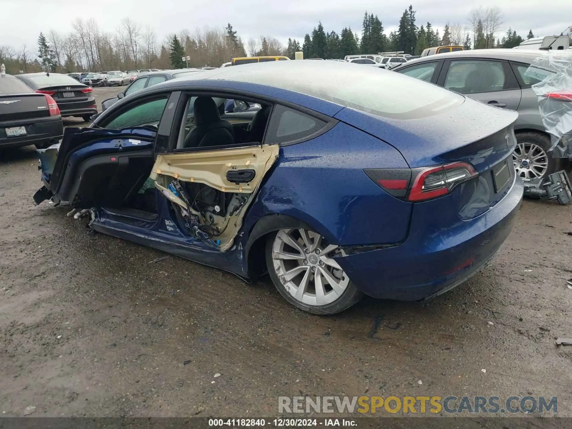 3 fotografías del automóvil dañado 5YJ3E1EA8NF144538 TESLA MODEL 3 2022