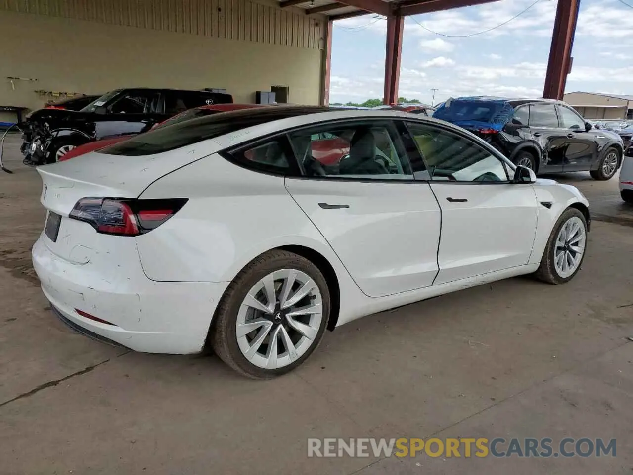 3 fotografías del automóvil dañado 5YJ3E1EA8NF187597 TESLA MODEL 3 2022