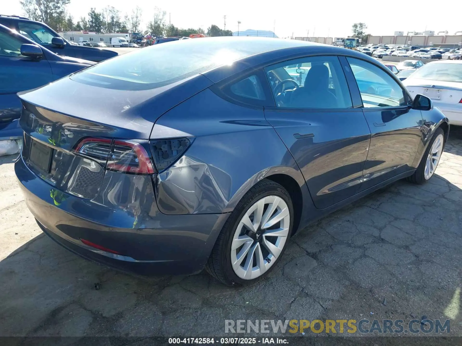 4 fotografías del automóvil dañado 5YJ3E1EA8NF241691 TESLA MODEL 3 2022