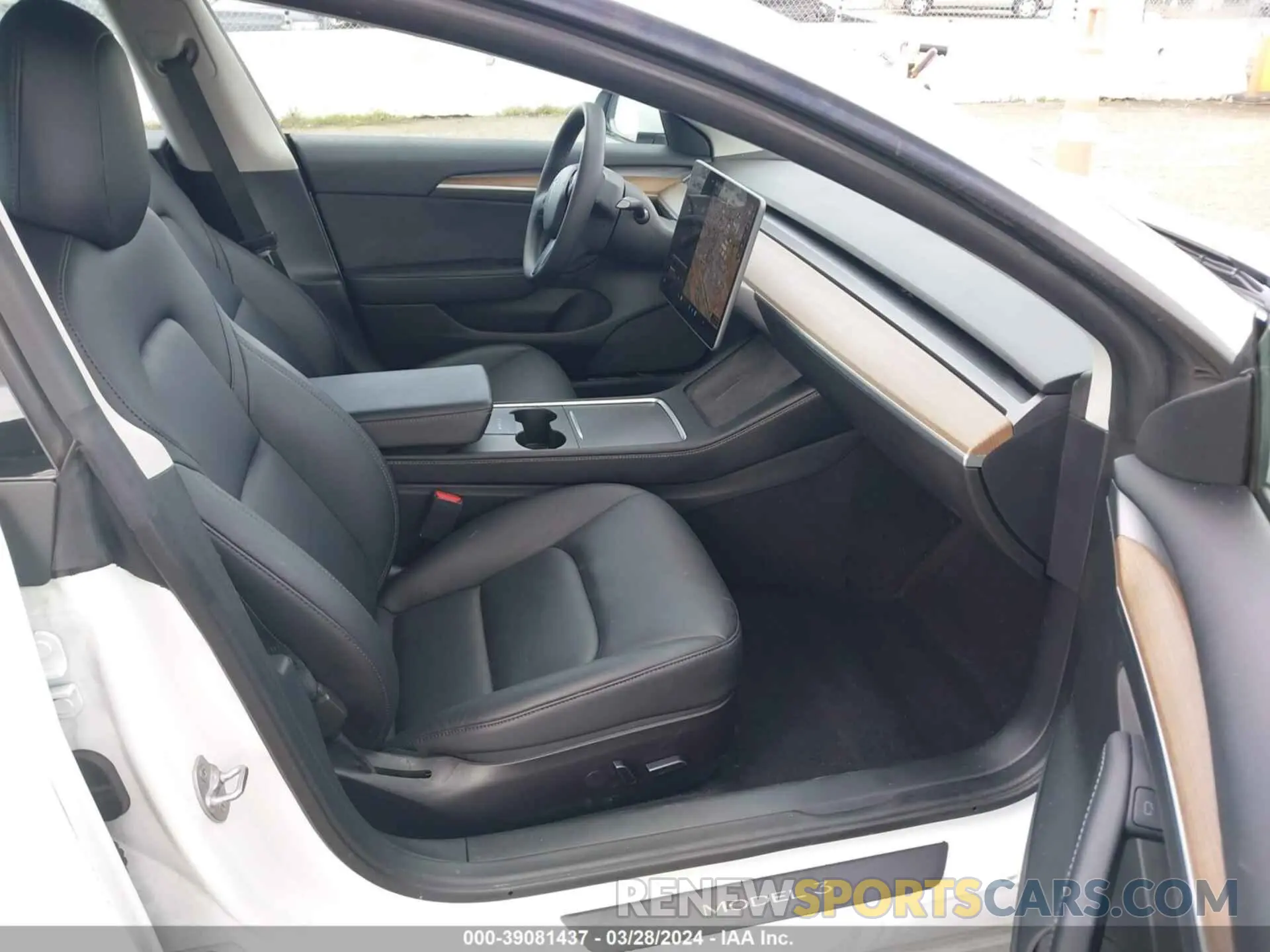 5 fotografías del automóvil dañado 5YJ3E1EA8NF245952 TESLA MODEL 3 2022