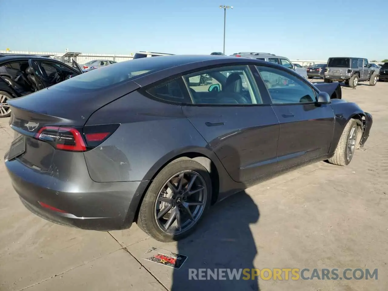 3 fotografías del automóvil dañado 5YJ3E1EA8NF290826 TESLA MODEL 3 2022