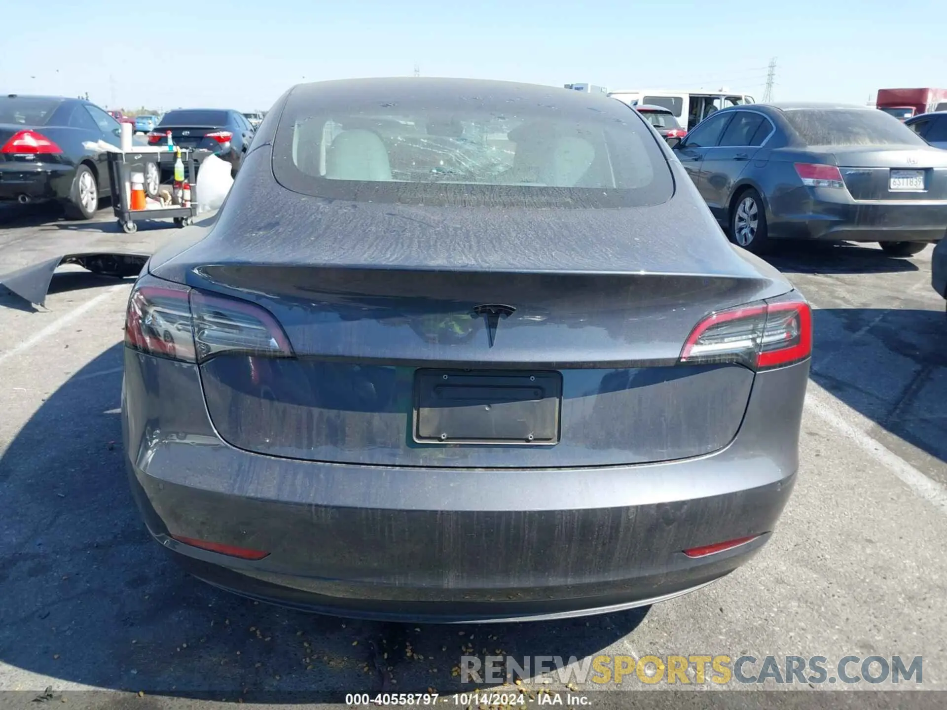 16 fotografías del automóvil dañado 5YJ3E1EA8NF357943 TESLA MODEL 3 2022