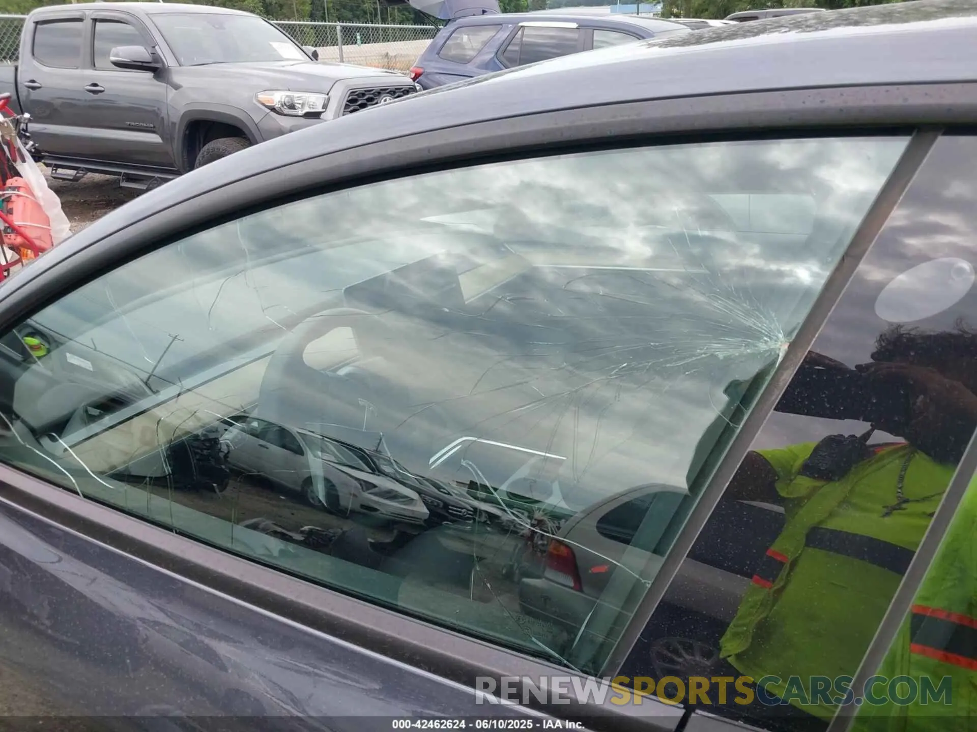 18 fotografías del automóvil dañado 5YJ3E1EA9NF108373 TESLA MODEL 3 2022