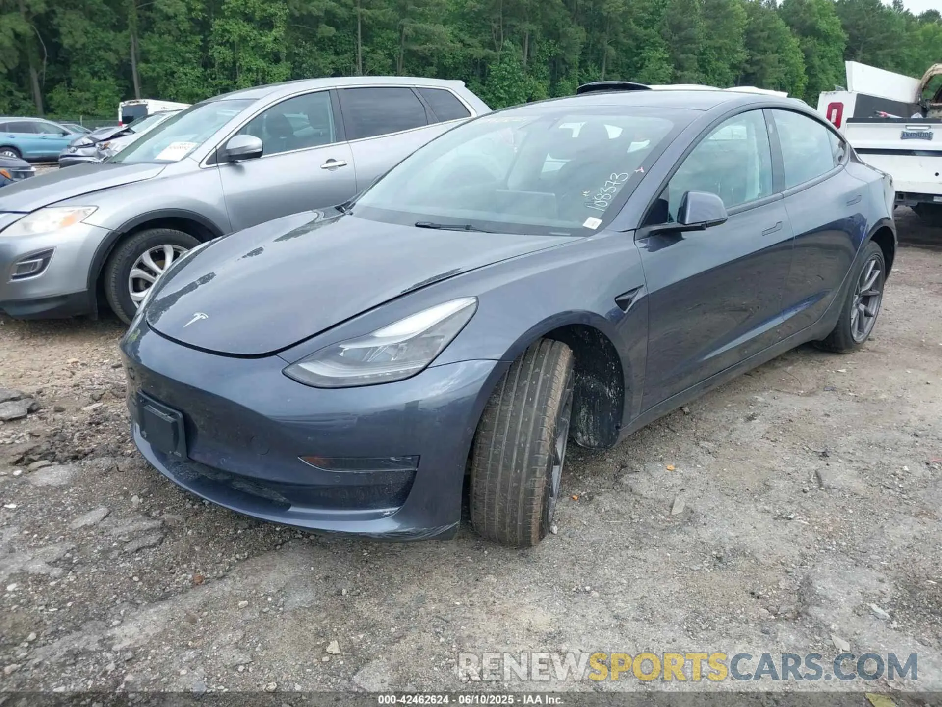 2 fotografías del automóvil dañado 5YJ3E1EA9NF108373 TESLA MODEL 3 2022