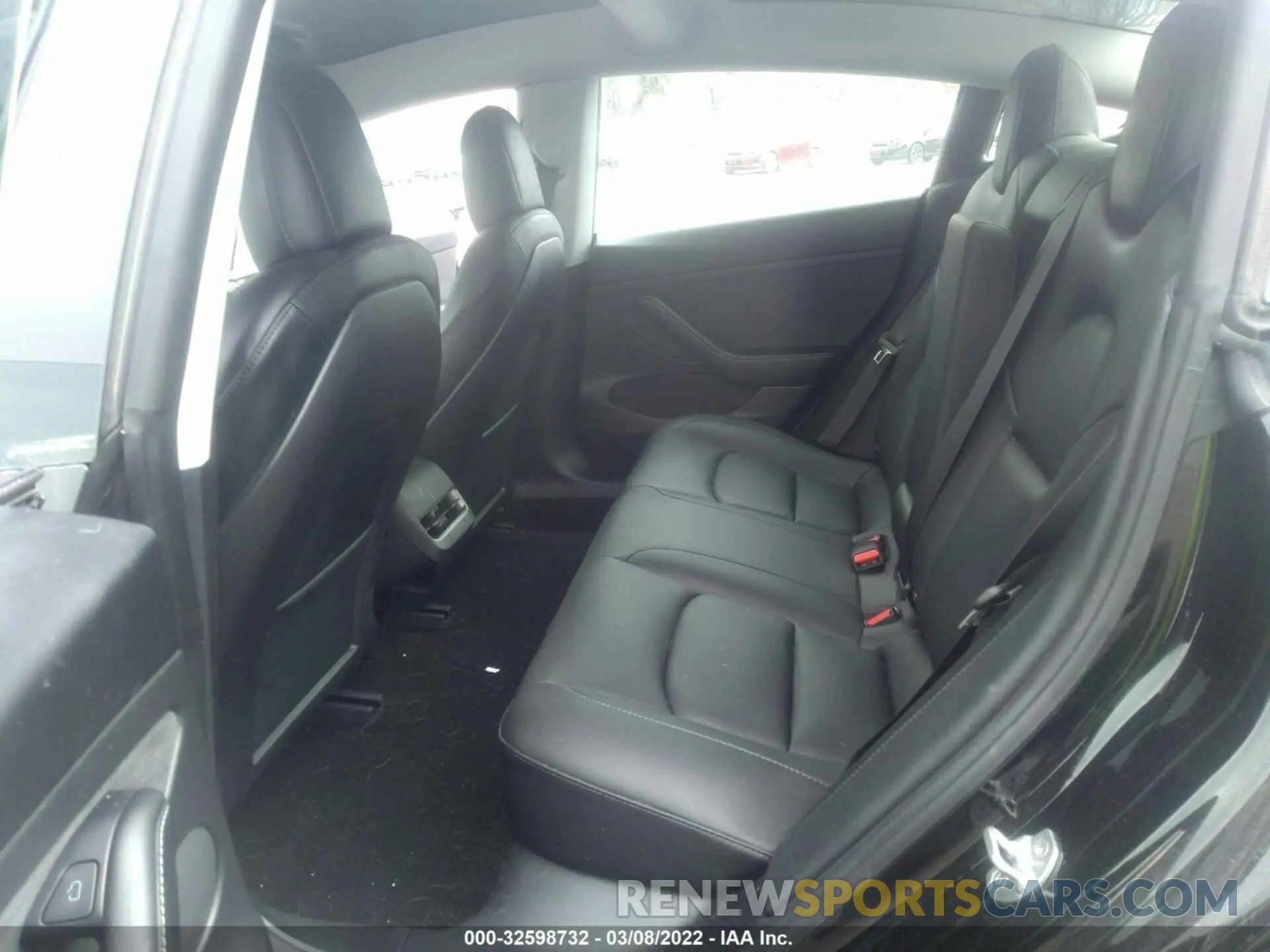 8 fotografías del automóvil dañado 5YJ3E1EA9NF112942 TESLA MODEL 3 2022