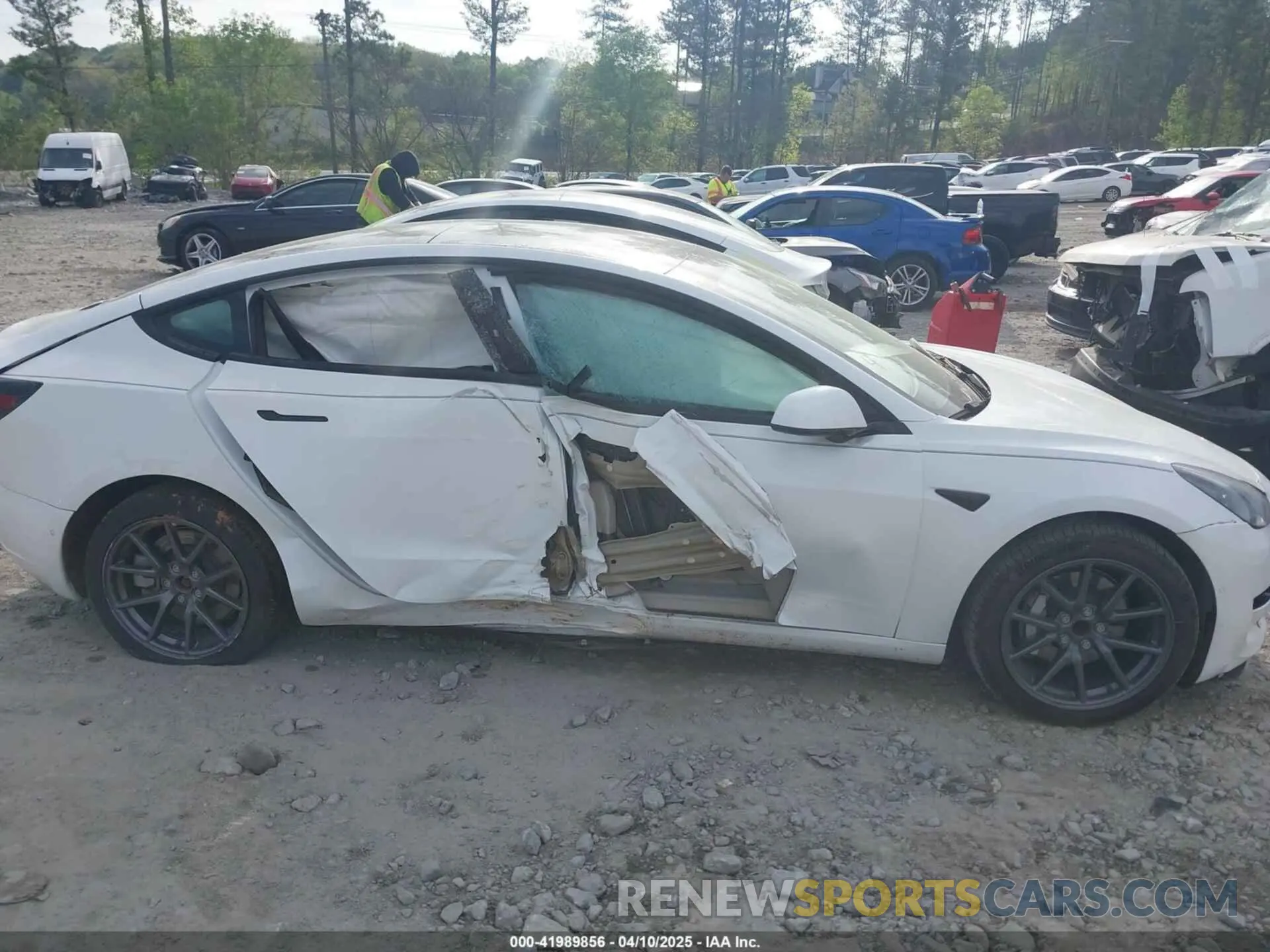 12 fotografías del automóvil dañado 5YJ3E1EA9NF124914 TESLA MODEL 3 2022