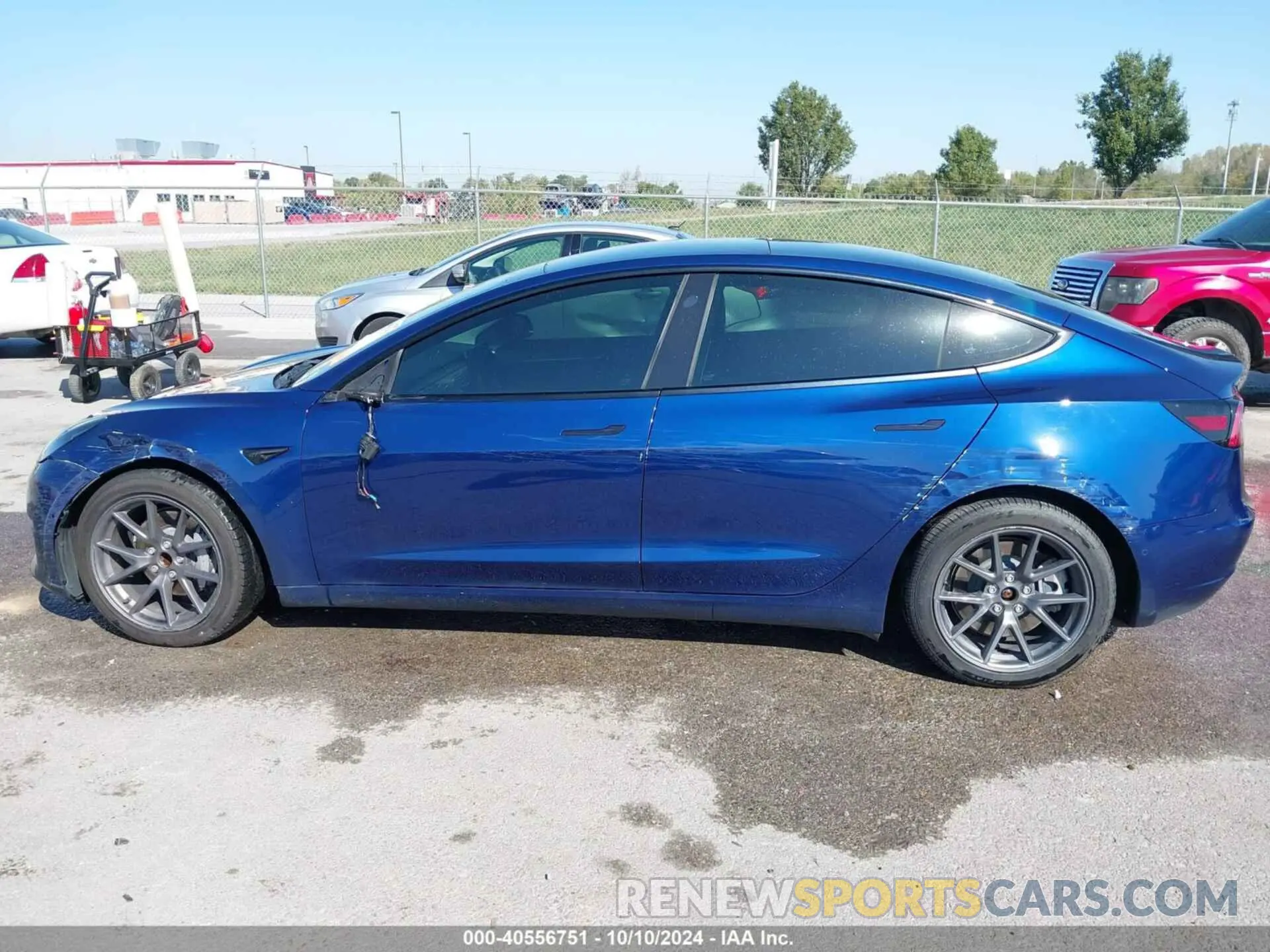 14 fotografías del automóvil dañado 5YJ3E1EA9NF185227 TESLA MODEL 3 2022