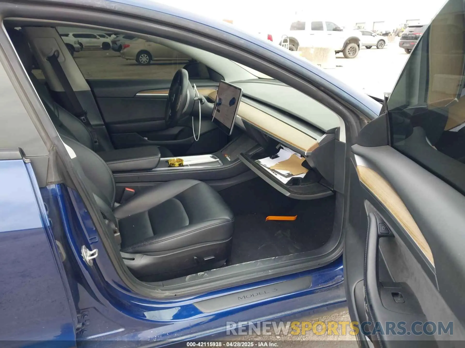 5 fotografías del automóvil dañado 5YJ3E1EA9NF189004 TESLA MODEL 3 2022