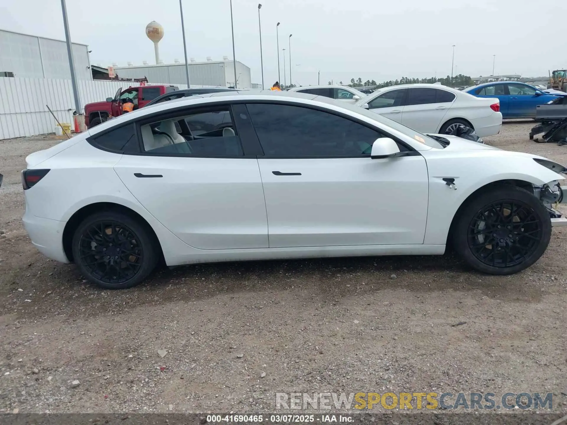 14 fotografías del automóvil dañado 5YJ3E1EA9NF337989 TESLA MODEL 3 2022