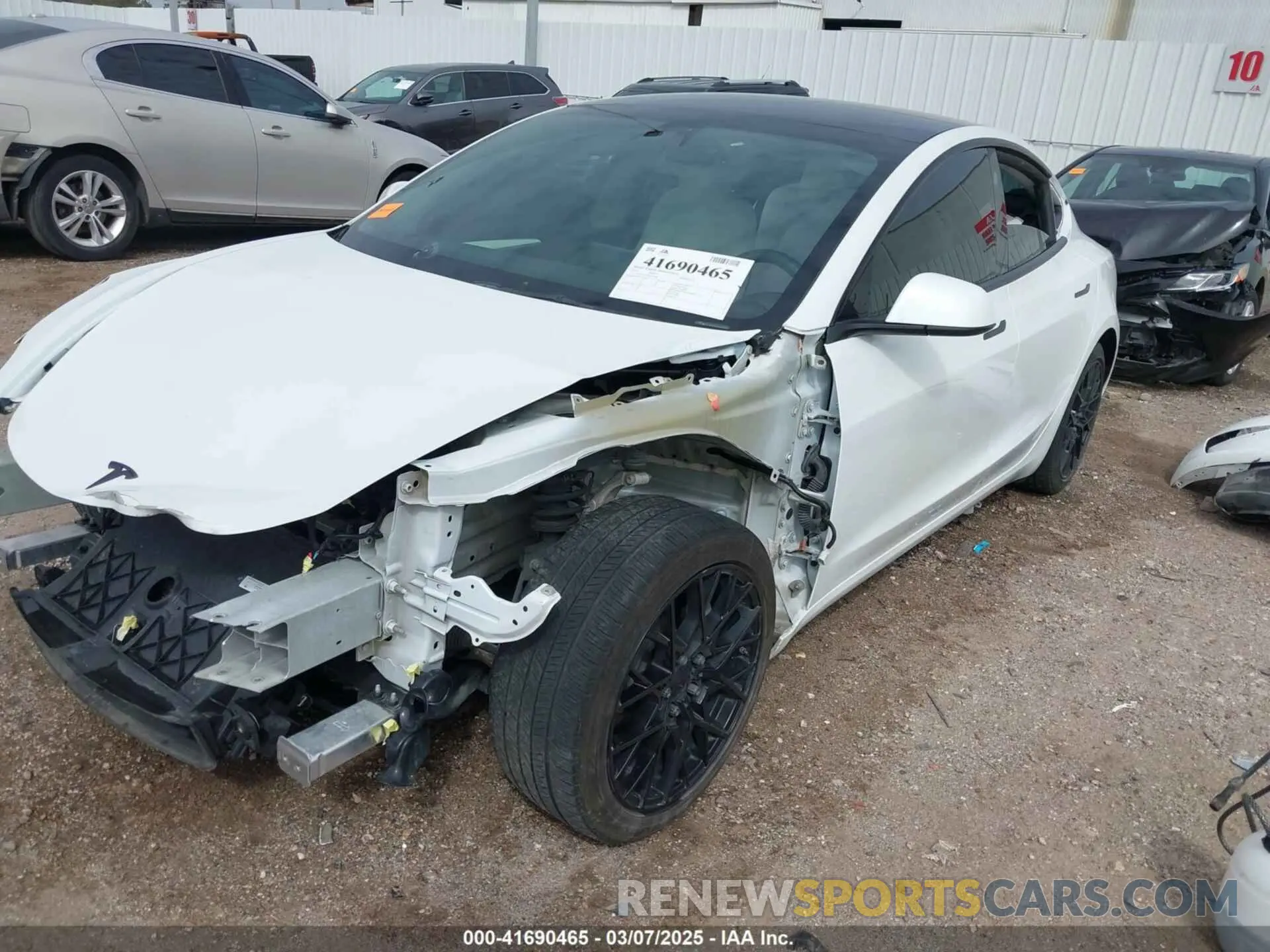 2 fotografías del automóvil dañado 5YJ3E1EA9NF337989 TESLA MODEL 3 2022