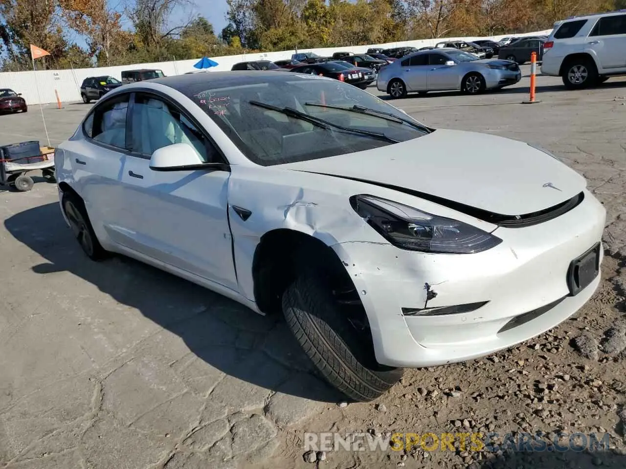 4 fotografías del automóvil dañado 5YJ3E1EA9NF368613 TESLA MODEL 3 2022