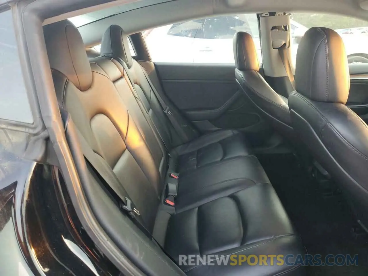 10 fotografías del automóvil dañado 5YJ3E1EA9NF369969 TESLA MODEL 3 2022