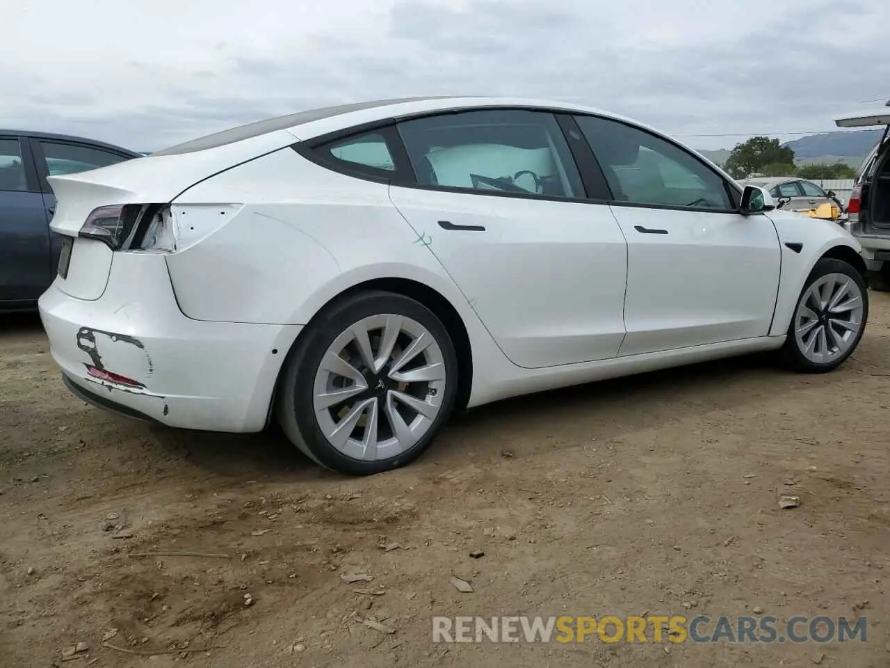 3 fotografías del automóvil dañado 5YJ3E1EA9NF376419 TESLA MODEL 3 2022