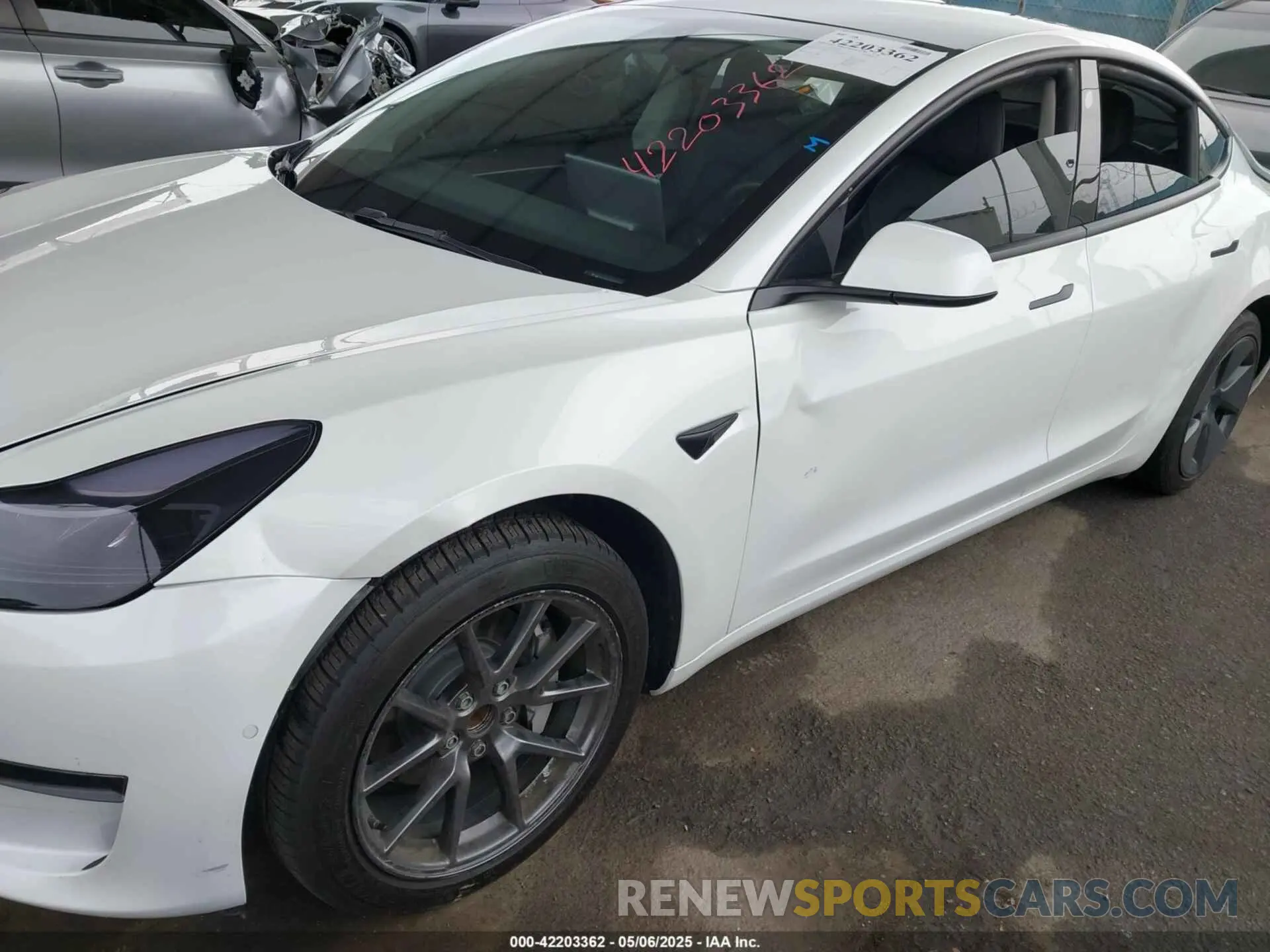 19 fotografías del automóvil dañado 5YJ3E1EAXNF117101 TESLA MODEL 3 2022