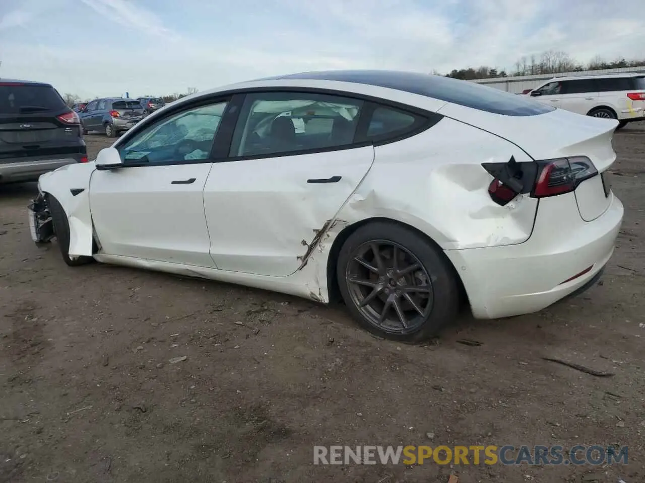 2 fotografías del automóvil dañado 5YJ3E1EAXNF119012 TESLA MODEL 3 2022