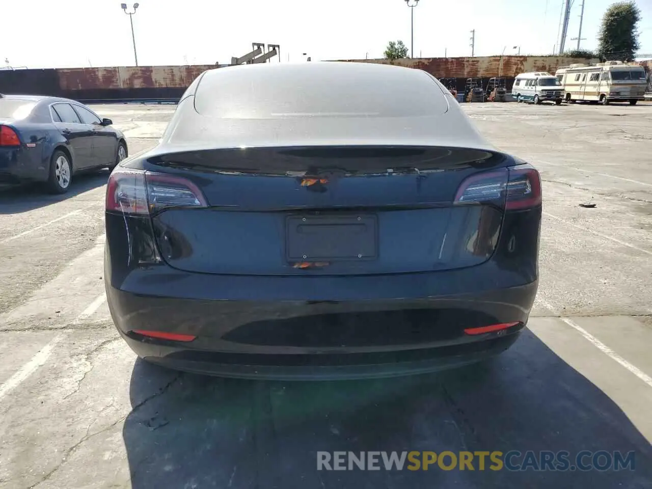 6 fotografías del automóvil dañado 5YJ3E1EAXNF120970 TESLA MODEL 3 2022