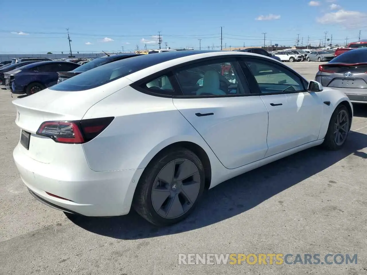 3 fotografías del automóvil dañado 5YJ3E1EAXNF203914 TESLA MODEL 3 2022