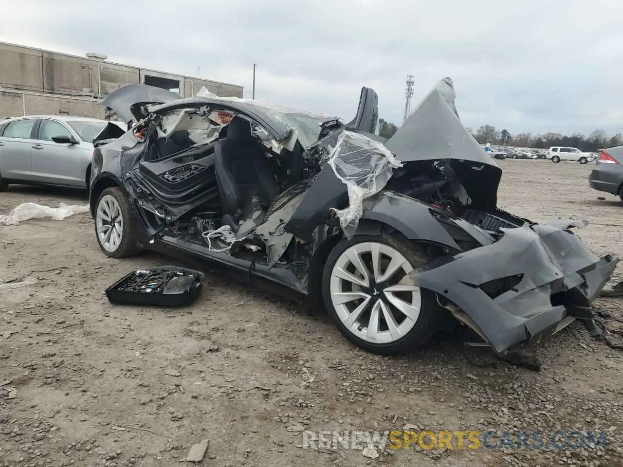 4 fotografías del automóvil dañado 5YJ3E1EAXNF286079 TESLA MODEL 3 2022