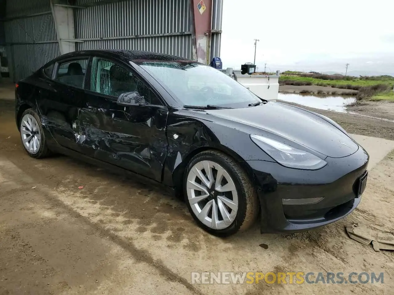 4 fotografías del automóvil dañado 5YJ3E1EAXNF304743 TESLA MODEL 3 2022