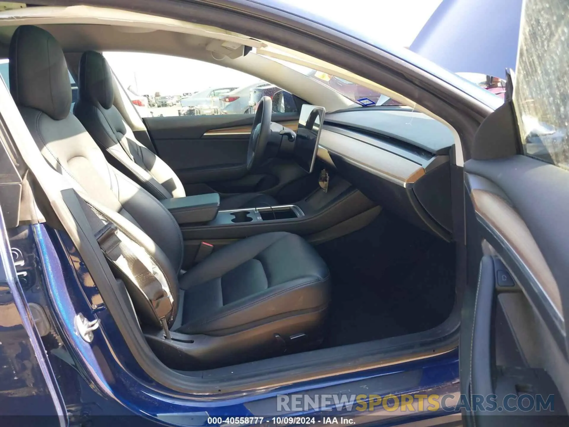 5 fotografías del automóvil dañado 5YJ3E1EAXNF305813 TESLA MODEL 3 2022