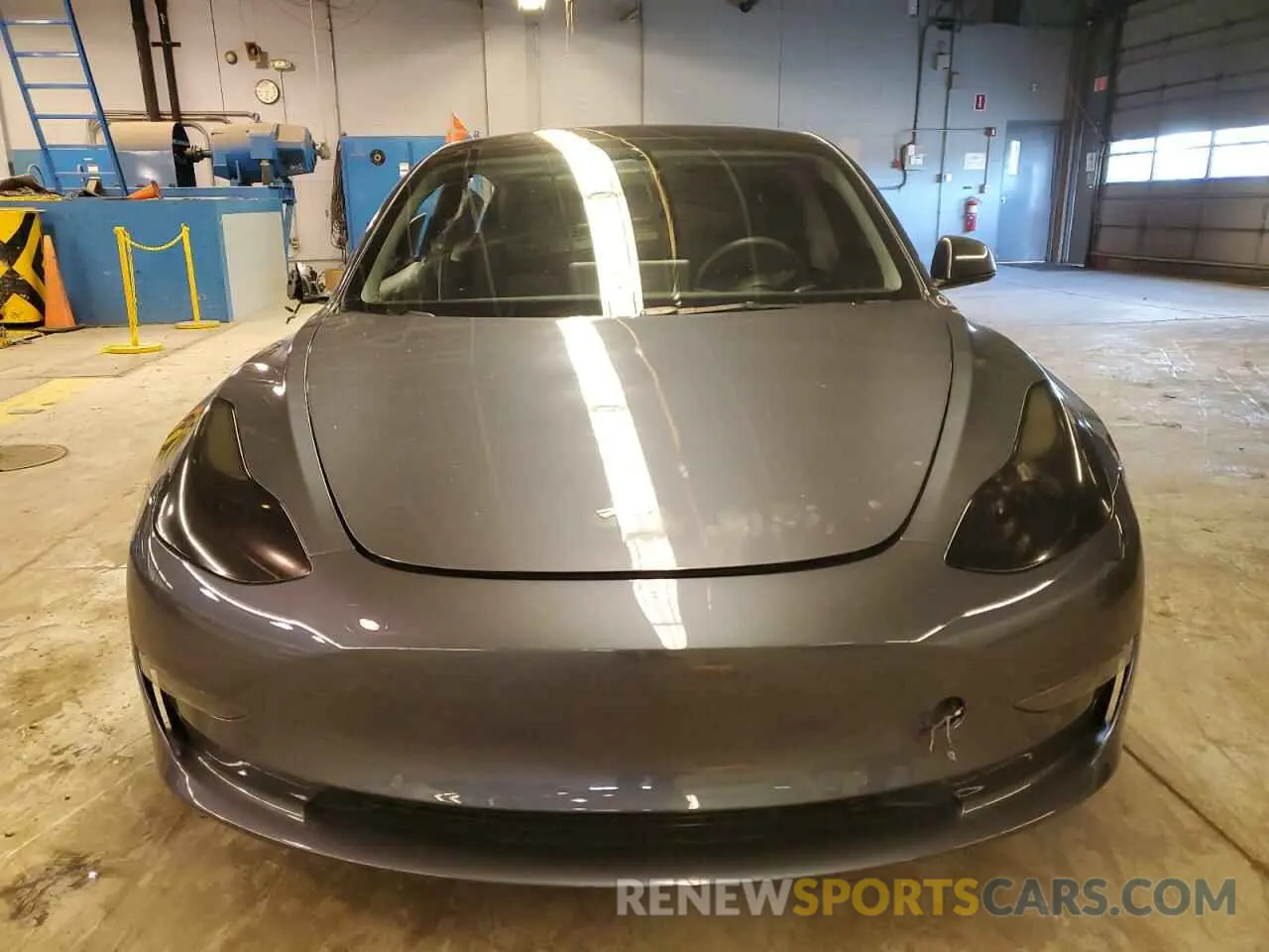 5 fotografías del automóvil dañado 5YJ3E1EAXNF313989 TESLA MODEL 3 2022
